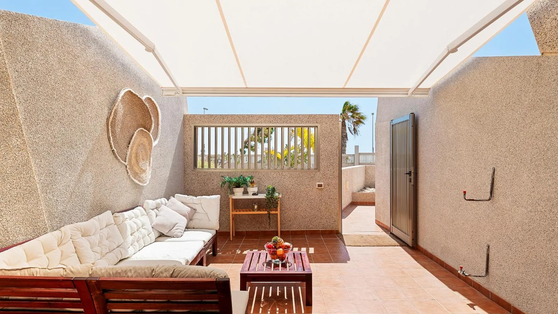 Medano4You Brunellos Beach House El Medano  Spain